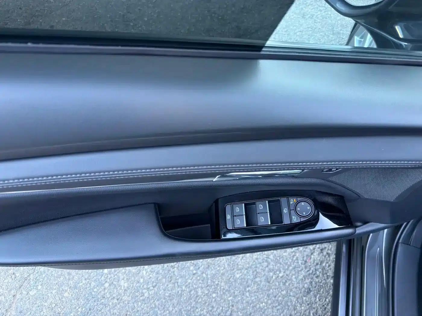 Mazda3 Axela 2023 2.0L Automatic Premium Edition — миниатюра 9