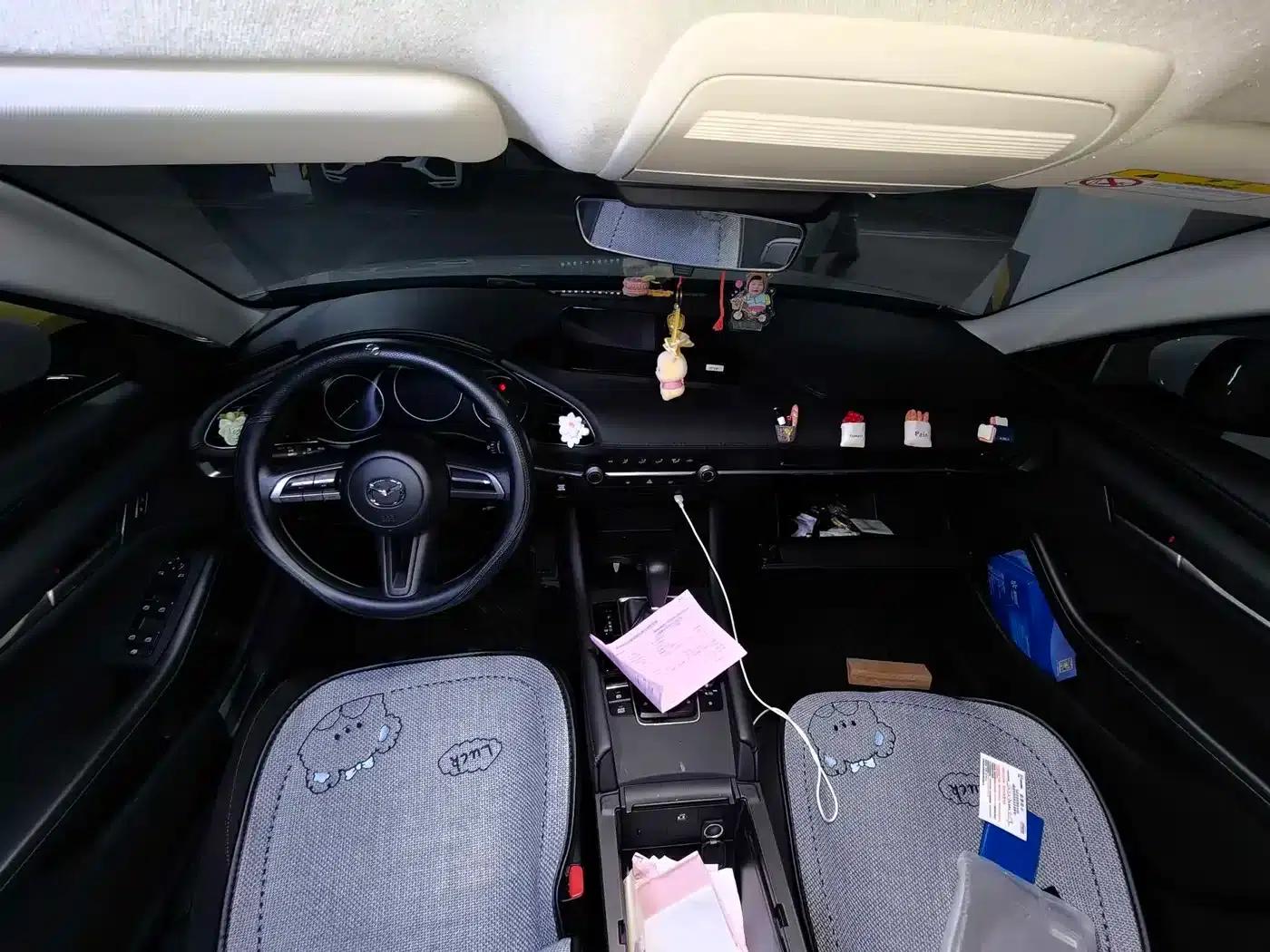 Mazda3 Axela 2023 2.0L Automatic E-Engine Edition — миниатюра 5