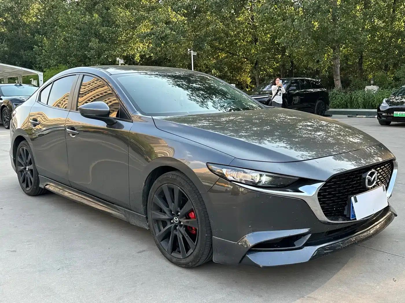 Mazda3 Axela 2023 2.0L Automatic Premium Edition — миниатюра 3