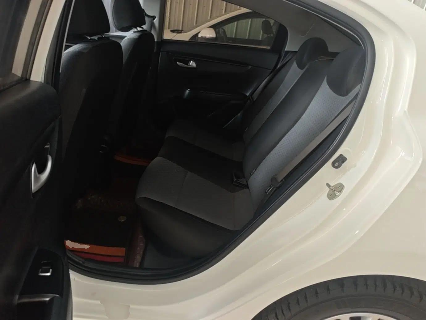 Kia K2 2017 Sedan 1.4L Automatic GLS — миниатюра 20