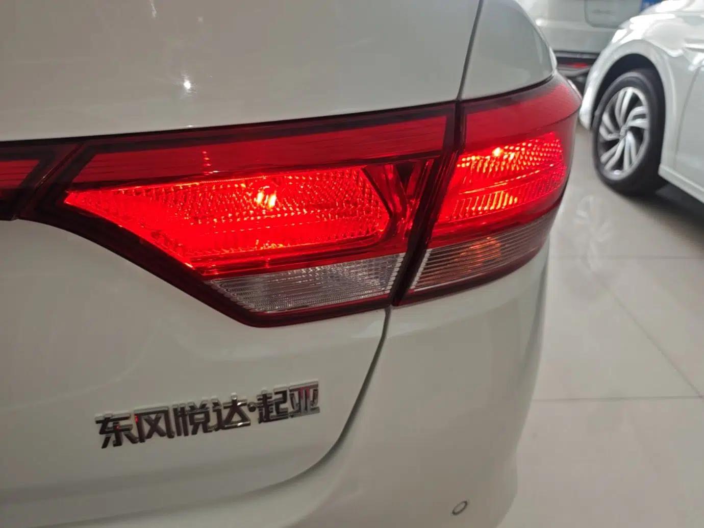 Kia K2 2017 Sedan 1.4L Automatic GLS — миниатюра 9