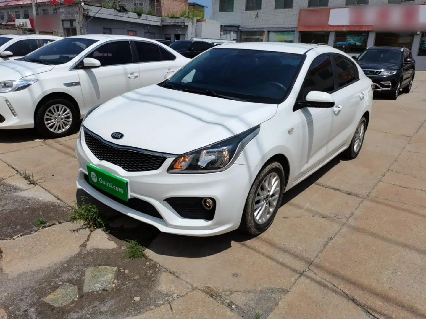 Kia K2 2017 Sedan 1.4L Automatic GLS — миниатюра 1