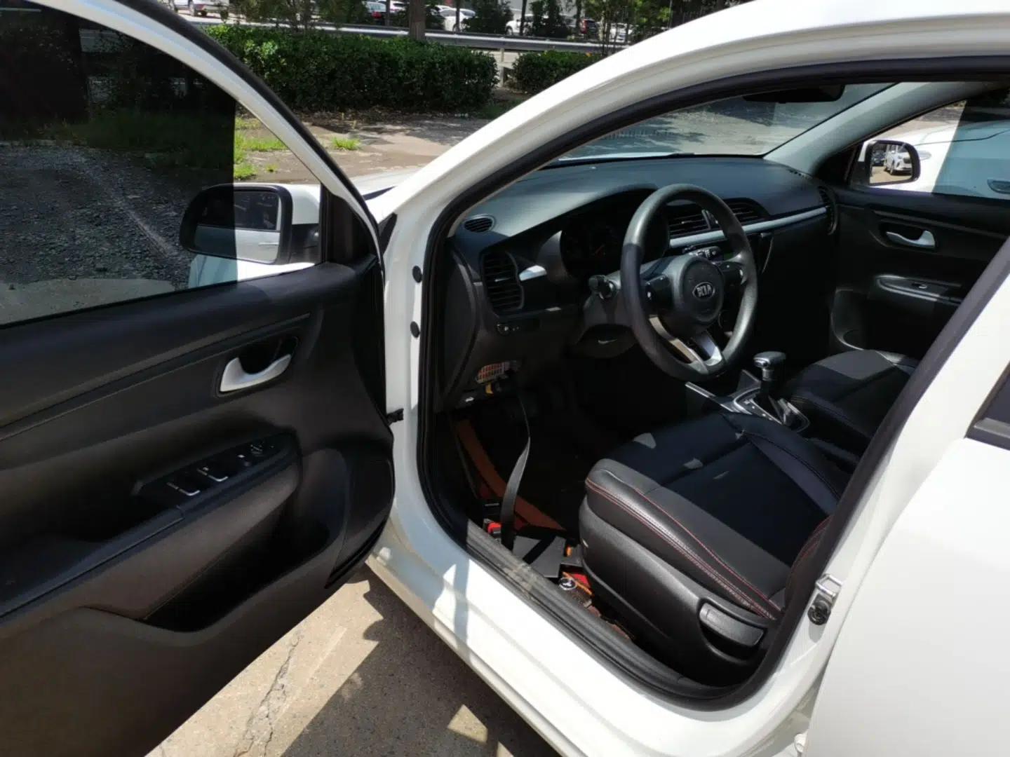 Kia K2 2017 Sedan 1.4L Automatic GLS — миниатюра 18
