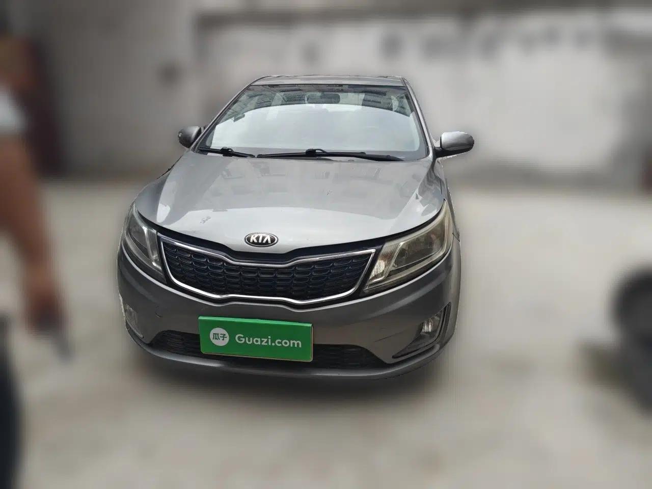 Kia K2 2012 Hatchback 1.4L Automatic Cool Edition — миниатюра 2