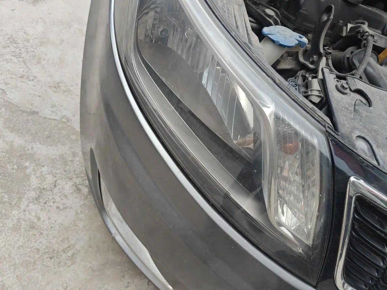 Kia K2 2012 Hatchback 1.4L Automatic Cool Edition — миниатюра 7
