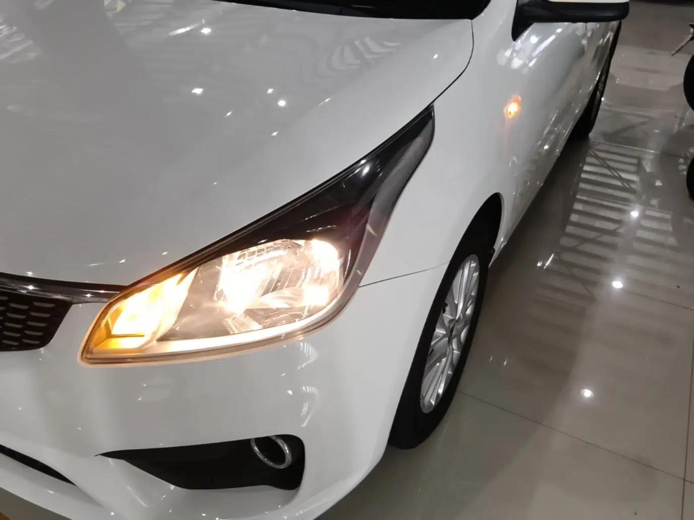 Kia K2 2017 Sedan 1.4L Automatic GLS — миниатюра 8