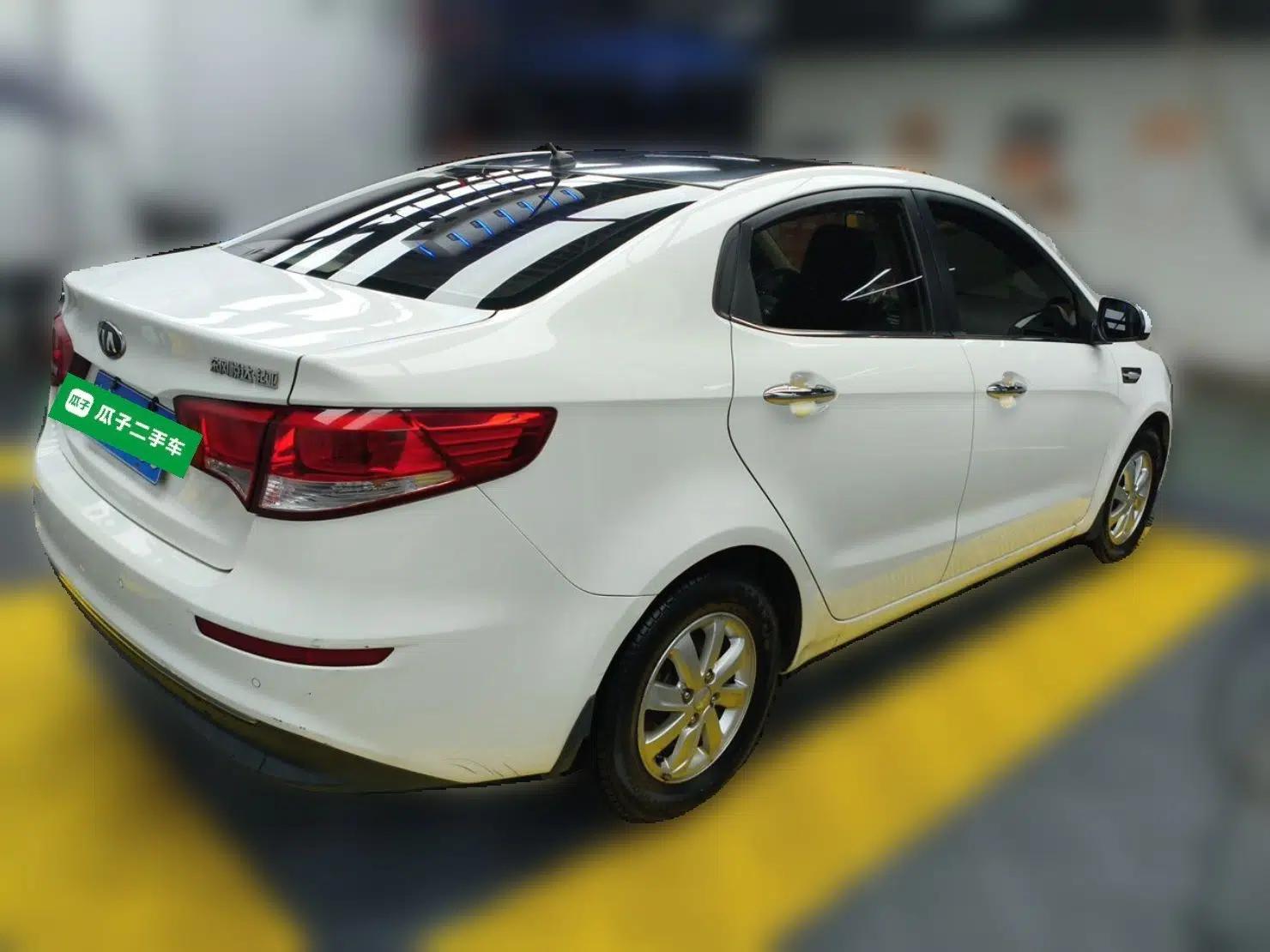 Kia K2 2015 Sedan 1.4L MT GLS — миниатюра 4