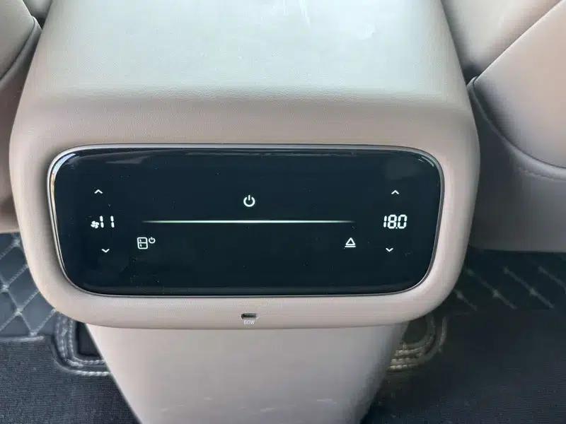Smart LS8 2026 66 Ultra Technology Flagship Large Five-Seater — миниатюра 9