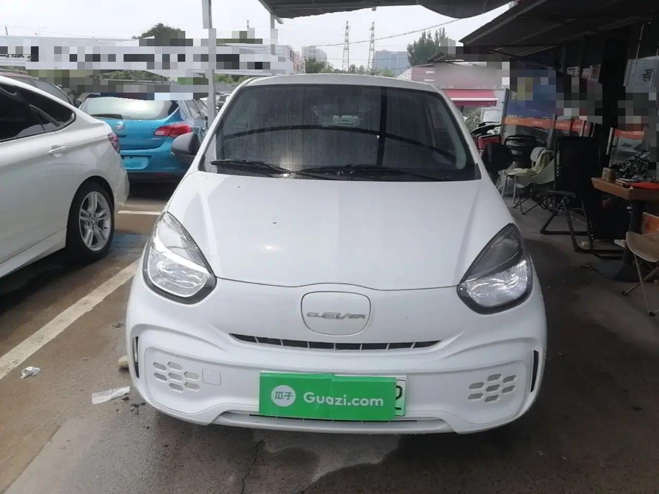 Roewe Clever 2022 311km QiQi BoBo Edition — миниатюра 2