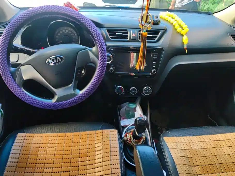 Kia K2 2015 Sedan 1.4L MT TOP — миниатюра 12