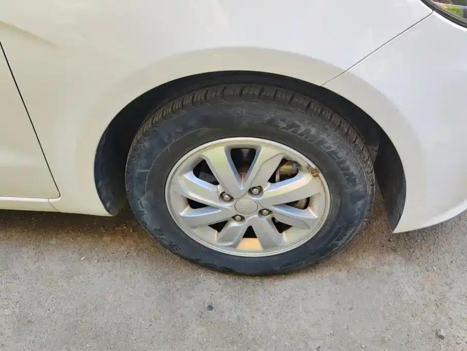 Kia K2 2015 Sedan 1.4L MT TOP — миниатюра 6