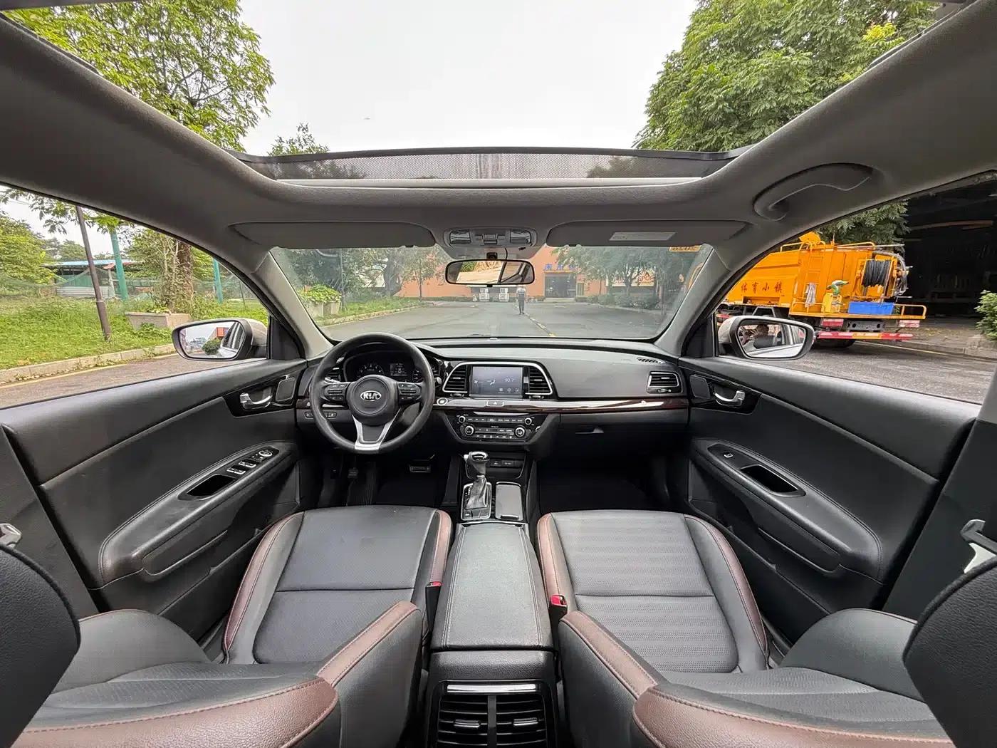 K5 2017 1.8L Automatic GLS — миниатюра 14