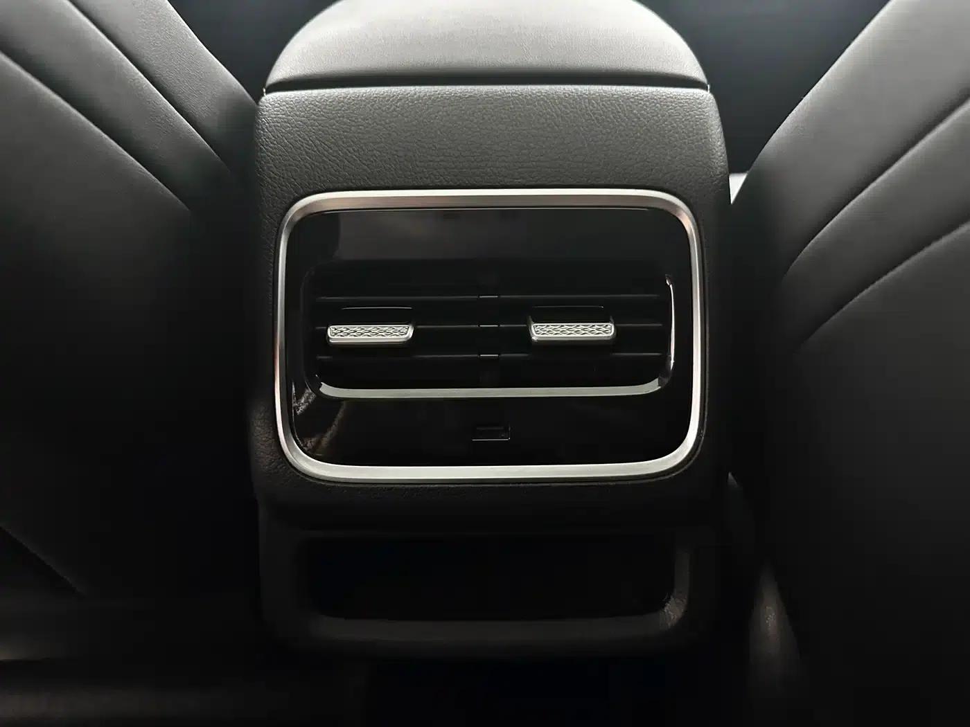 Oumengda 2022 1.5T CVT Unlimited Edition — миниатюра 17