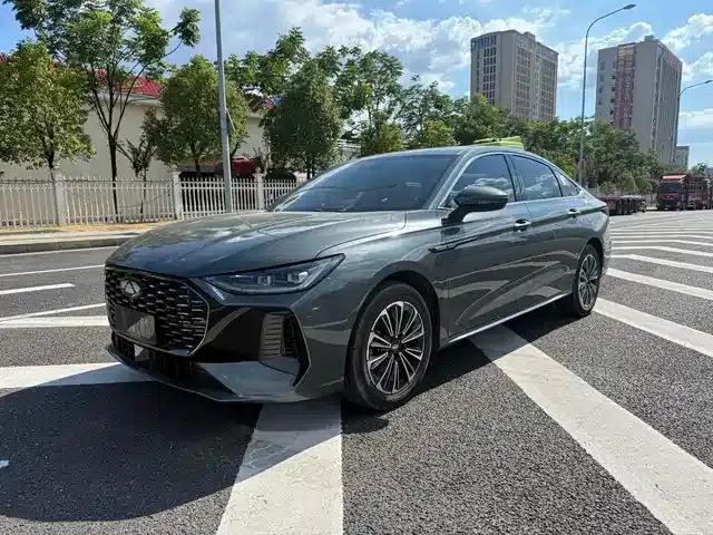 Fengyun A8L 2025 1.5TGDI 145km Standard Edition