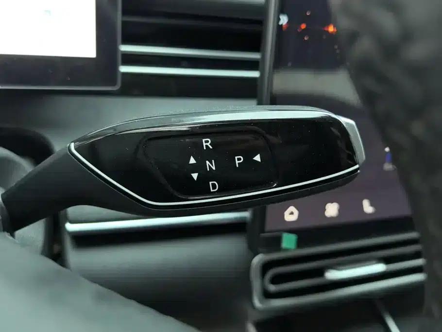 Fengyun A8L 2025 1.5TGDI Comfort Model (145km/h) — миниатюра 16