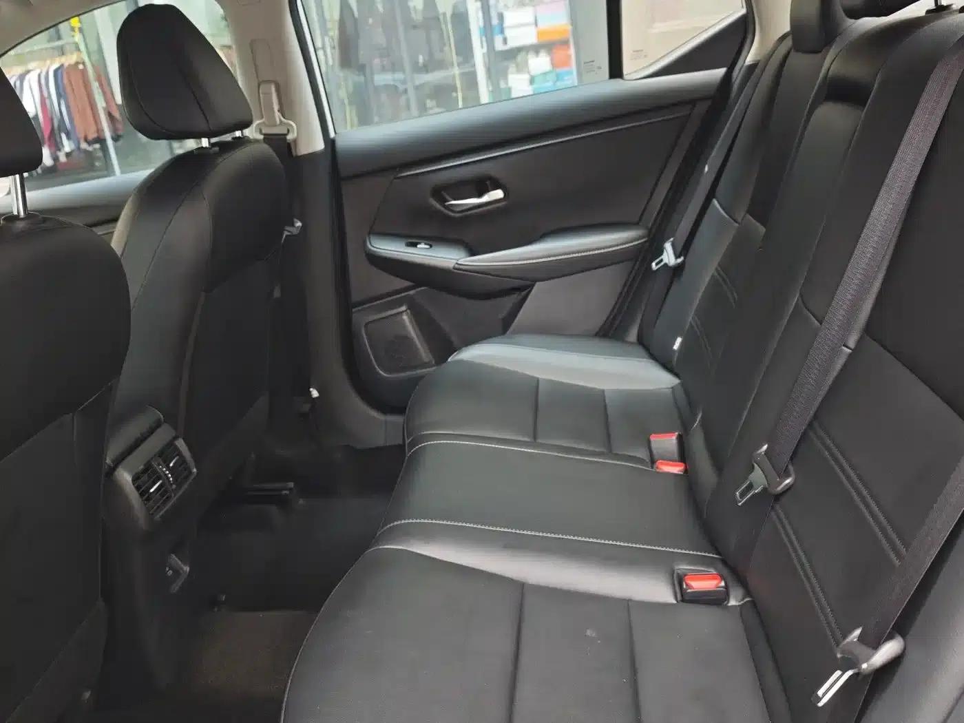 Nissan Sylphy 2023 1.6L CVT Enjoy Edition — миниатюра 6