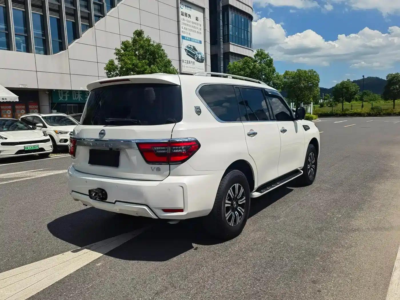 Nissan Patrol 2020 4.0L Automatic — миниатюра 5