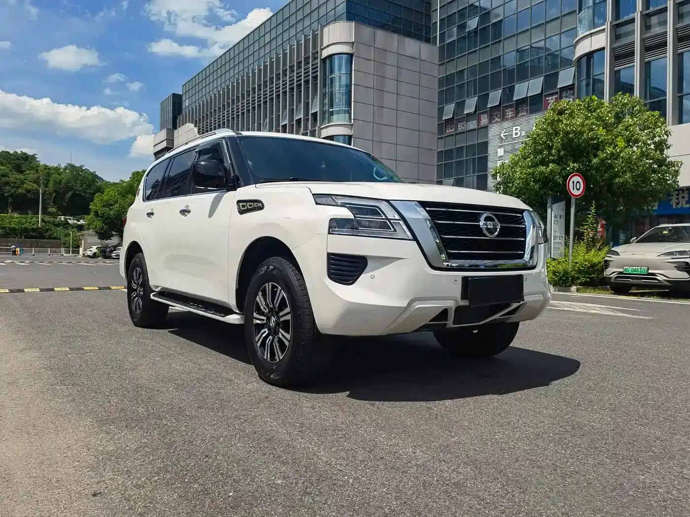 Nissan Patrol 2020 4.0L Automatic — миниатюра 7