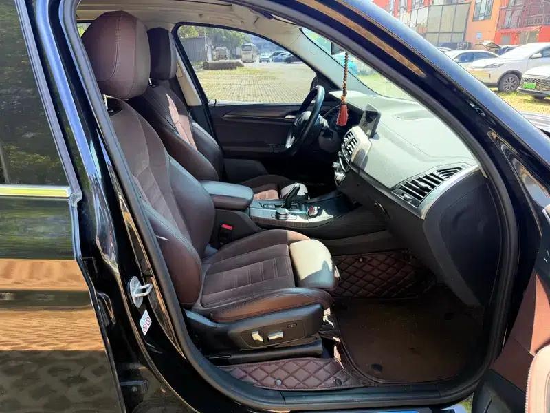 BMW X3 2020 xDrive28i Luxury Package — миниатюра 10