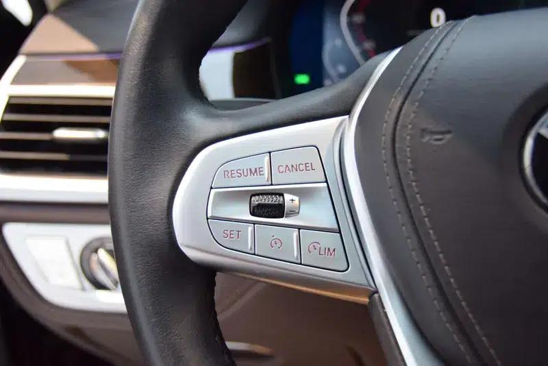 2021 BMW 7 Series 730Li Luxury Package — миниатюра 21