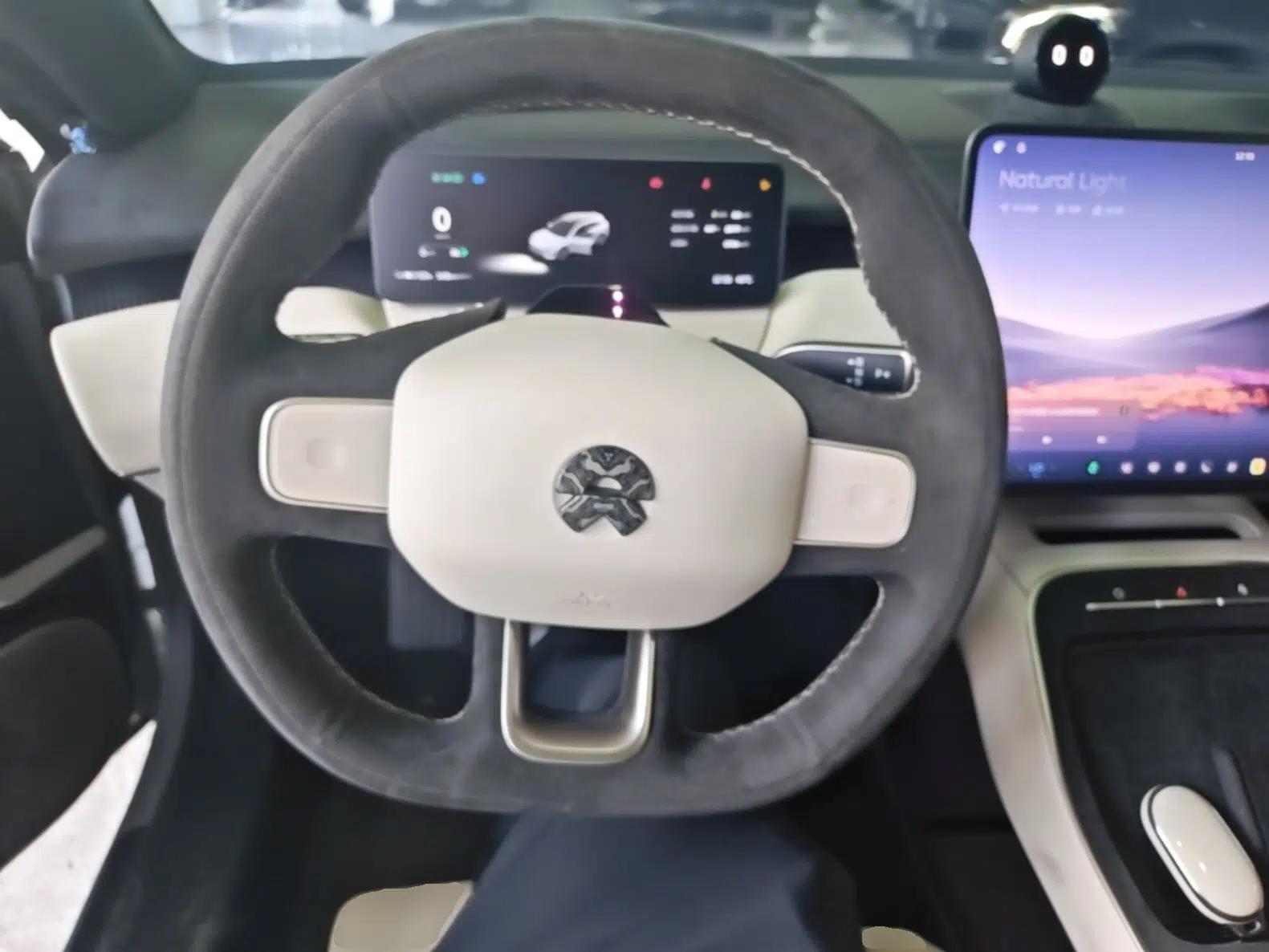 Nio ET5T 2025 75 kWh Touring — миниатюра 13