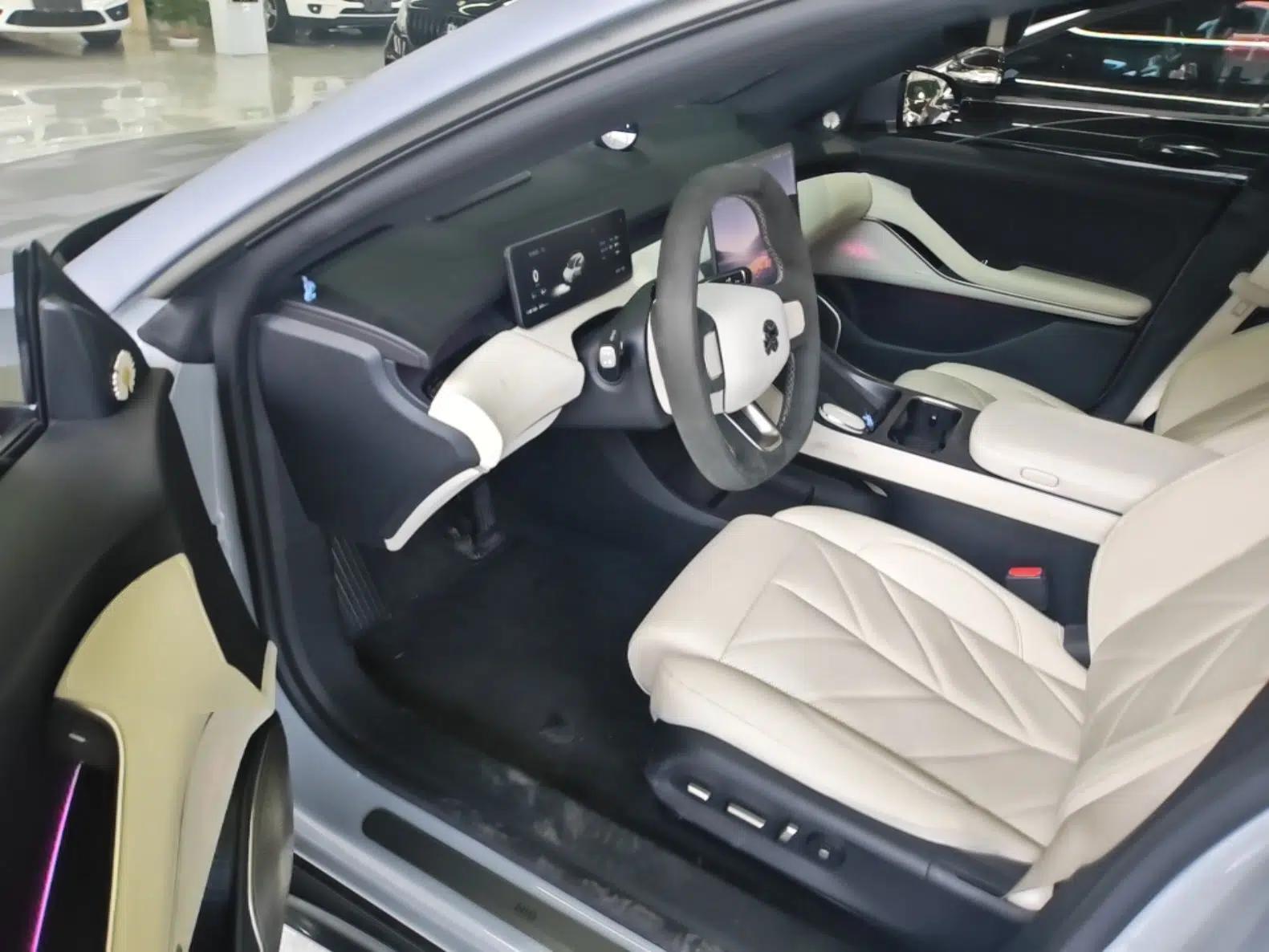 Nio ET5T 2025 75 kWh Touring — миниатюра 18