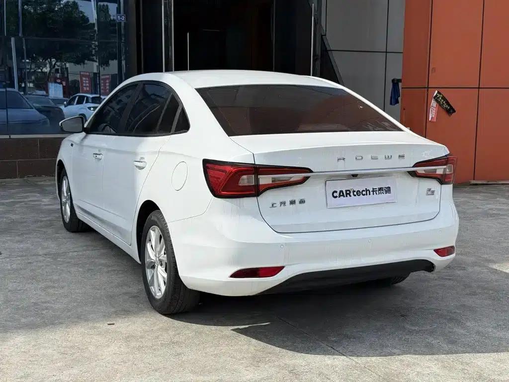 Roewe i5 2020 1.5L Automatic 4G Connected Leading Edition — миниатюра 9
