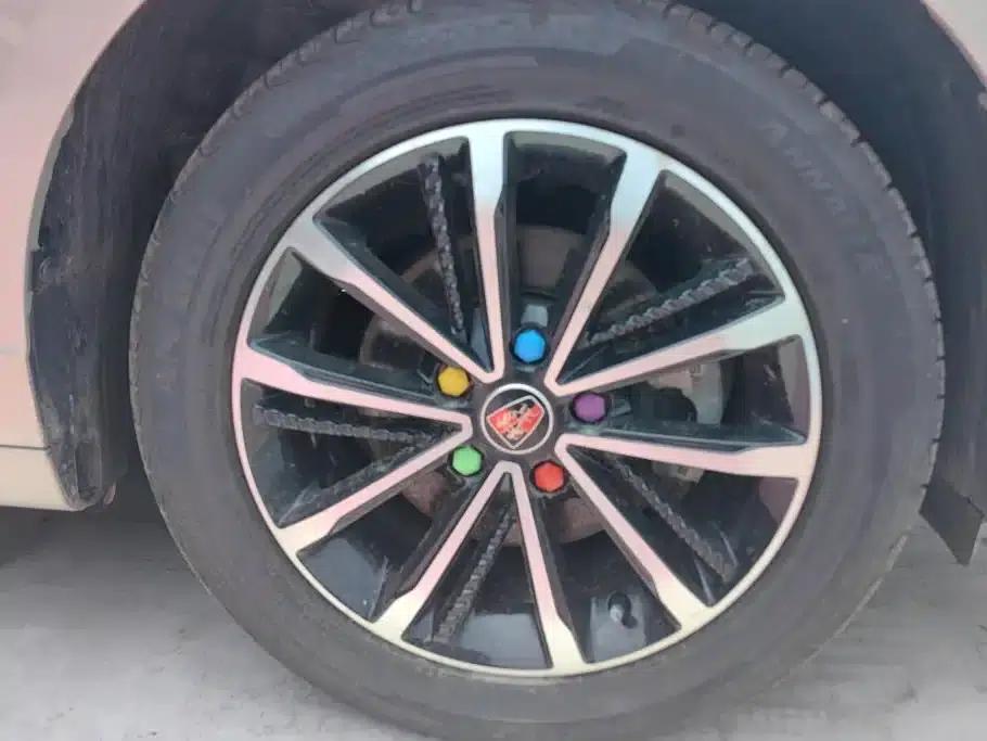 Roewe i5 2020 1.5L Automatic 4G Connected Leading Flagship Edition — миниатюра 6