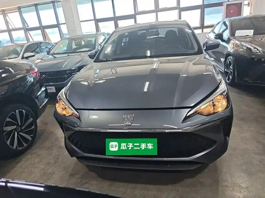 Roewe i5 2023 1.5L CVT Luxury Edition — миниатюра 3