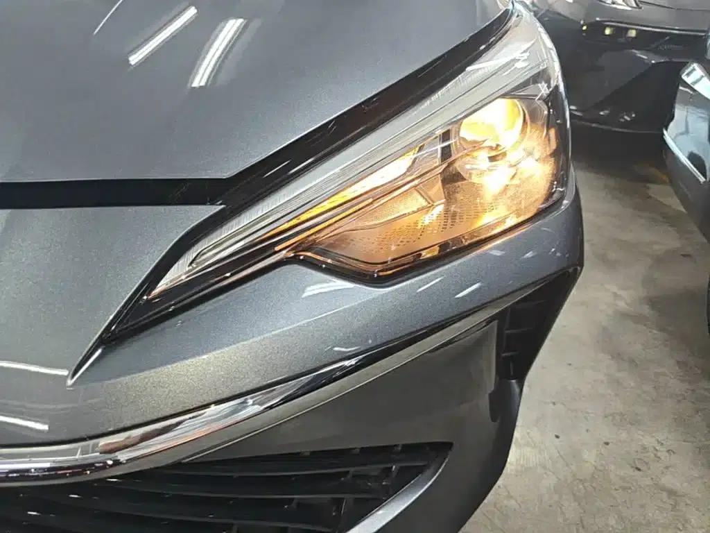 Roewe i5 2023 1.5L CVT Luxury Edition — миниатюра 24