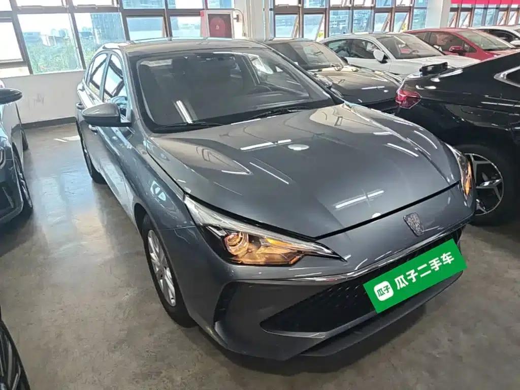 Roewe i5 2023 1.5L CVT Luxury Edition — миниатюра 4