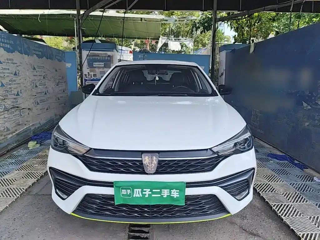 Roewe i5 2021 1.5L Manual Diamond Edition — миниатюра 3