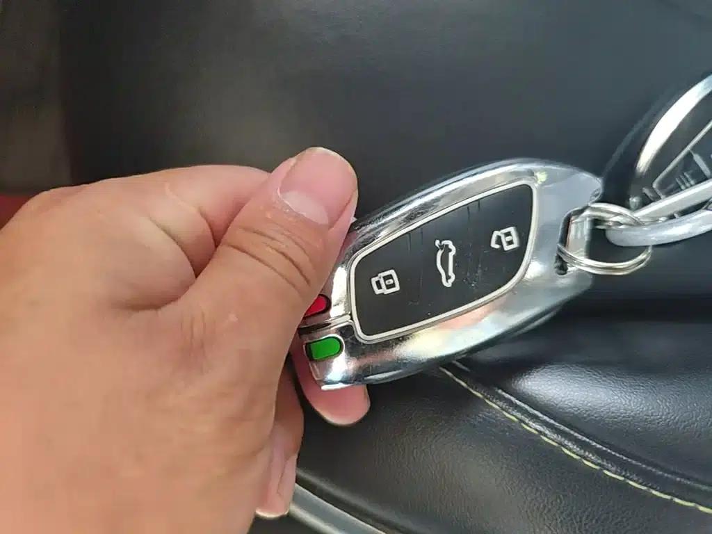 Roewe i5 2021 1.5L Manual Diamond Edition — миниатюра 9