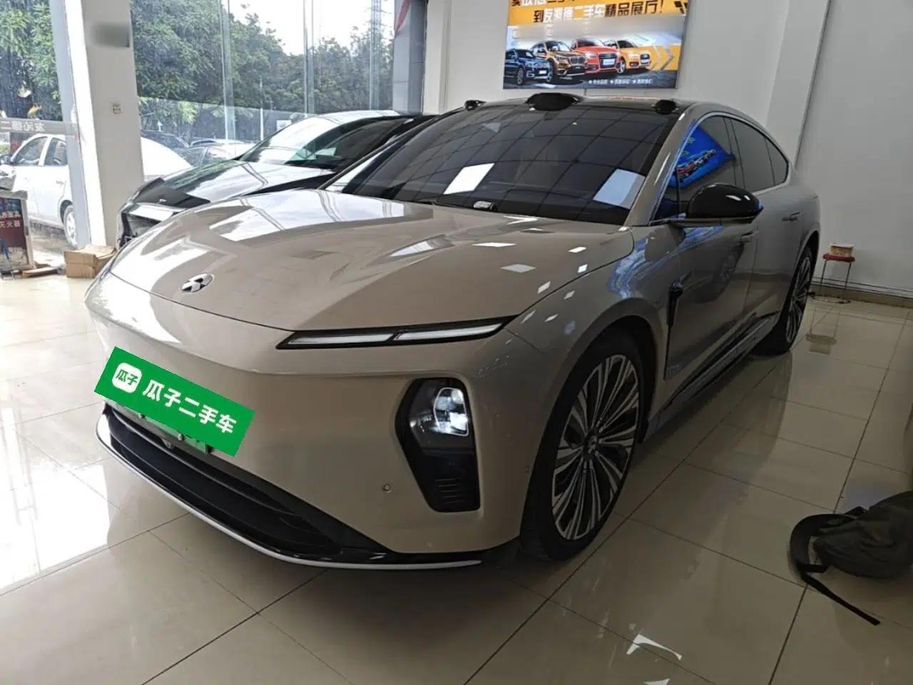 Nio ET9 2025 100kWh Signature Edition — миниатюра 1