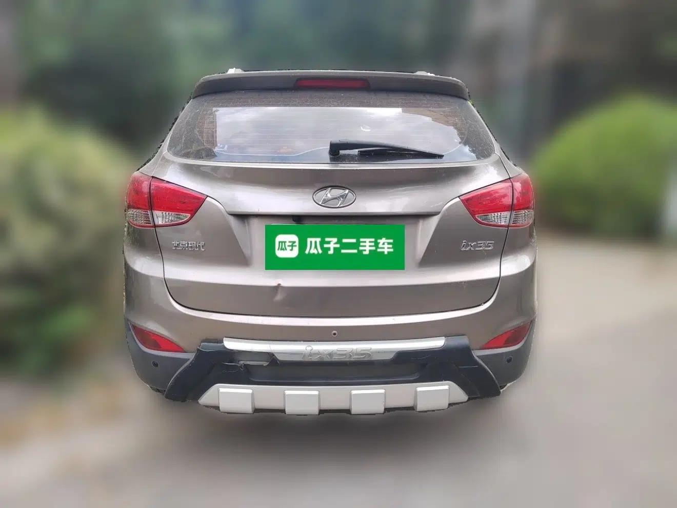 Hyundai ix35 2012 2.0L Manual Two-Wheel Drive New Edition GL — миниатюра 5