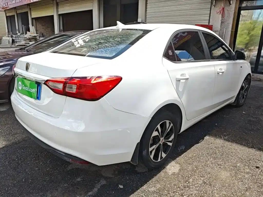 Roewe 360 2017 1.5L Automatic Deluxe Edition — миниатюра 7