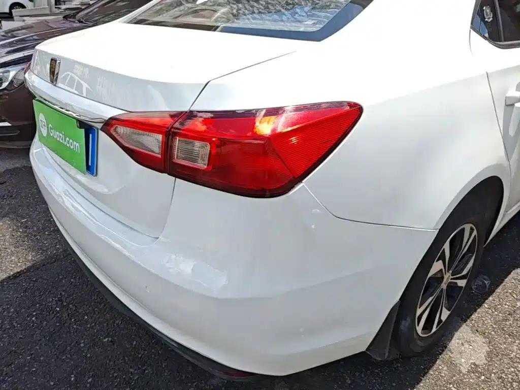Roewe 360 2017 1.5L Automatic Deluxe Edition — миниатюра 8