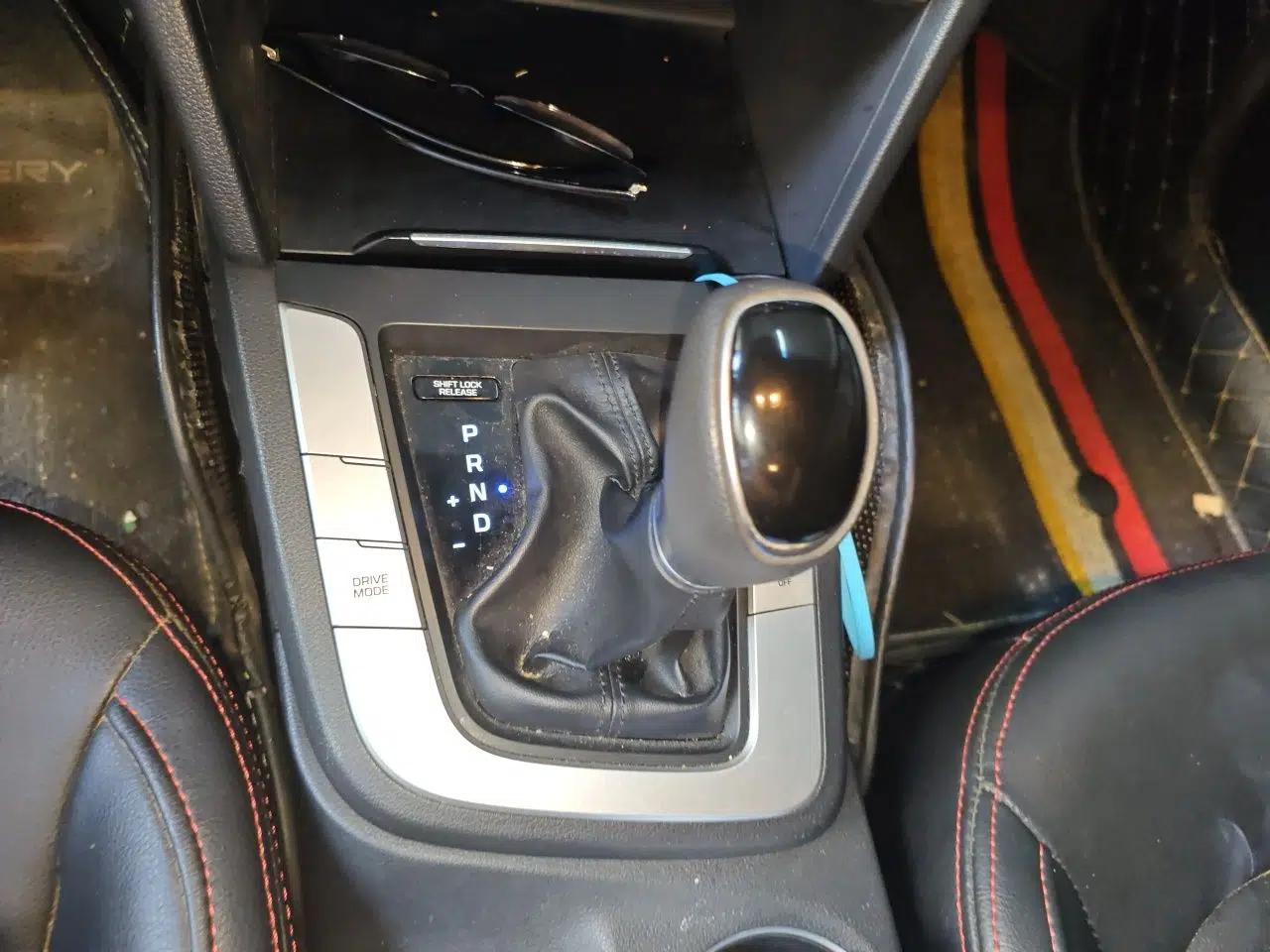 Hyundai Elantra (6th Generation / Lingdong) 2016 1.6L Automatic ZhiXuan – Elite Version — миниатюра 14