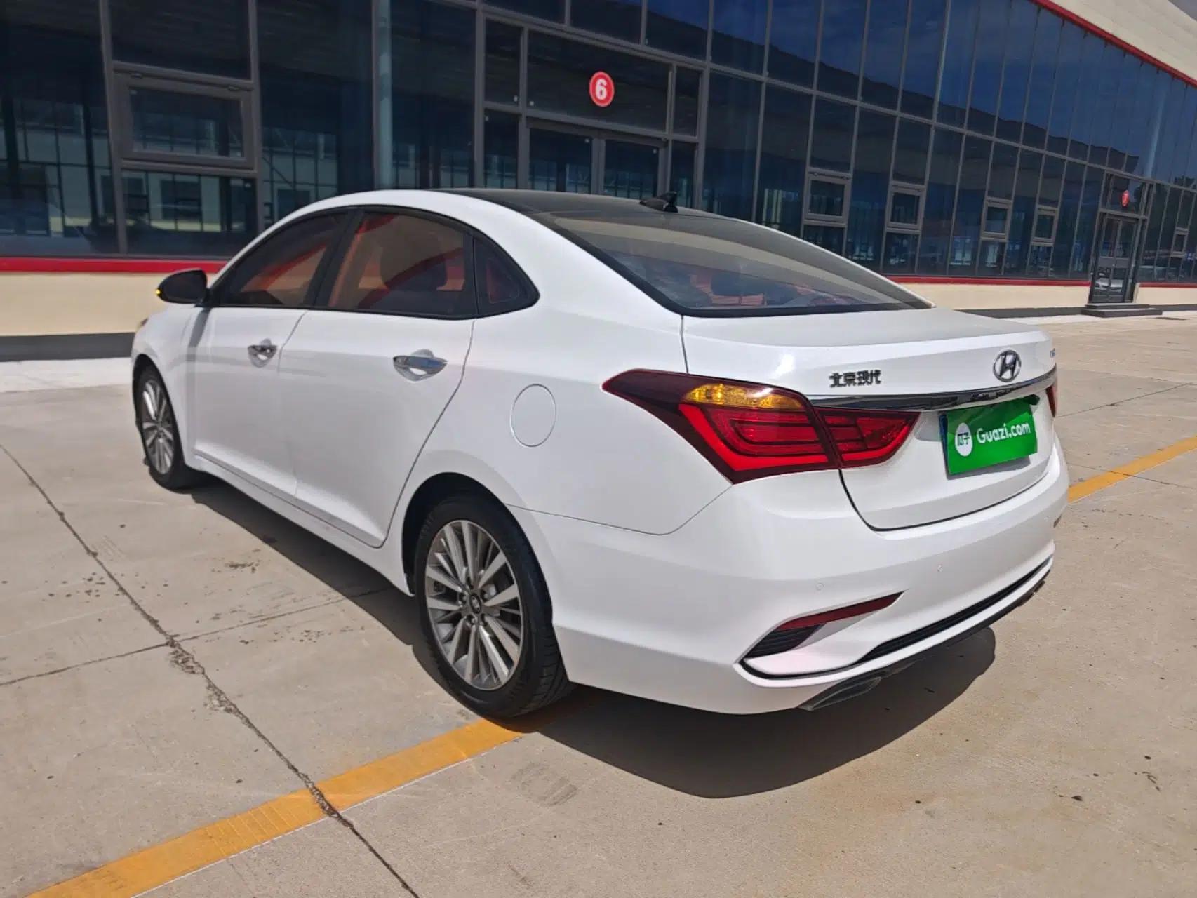 Hyundai Mistra 2017 1.8L Automatic Deluxe DLX Model China V Emission Standard — миниатюра 4