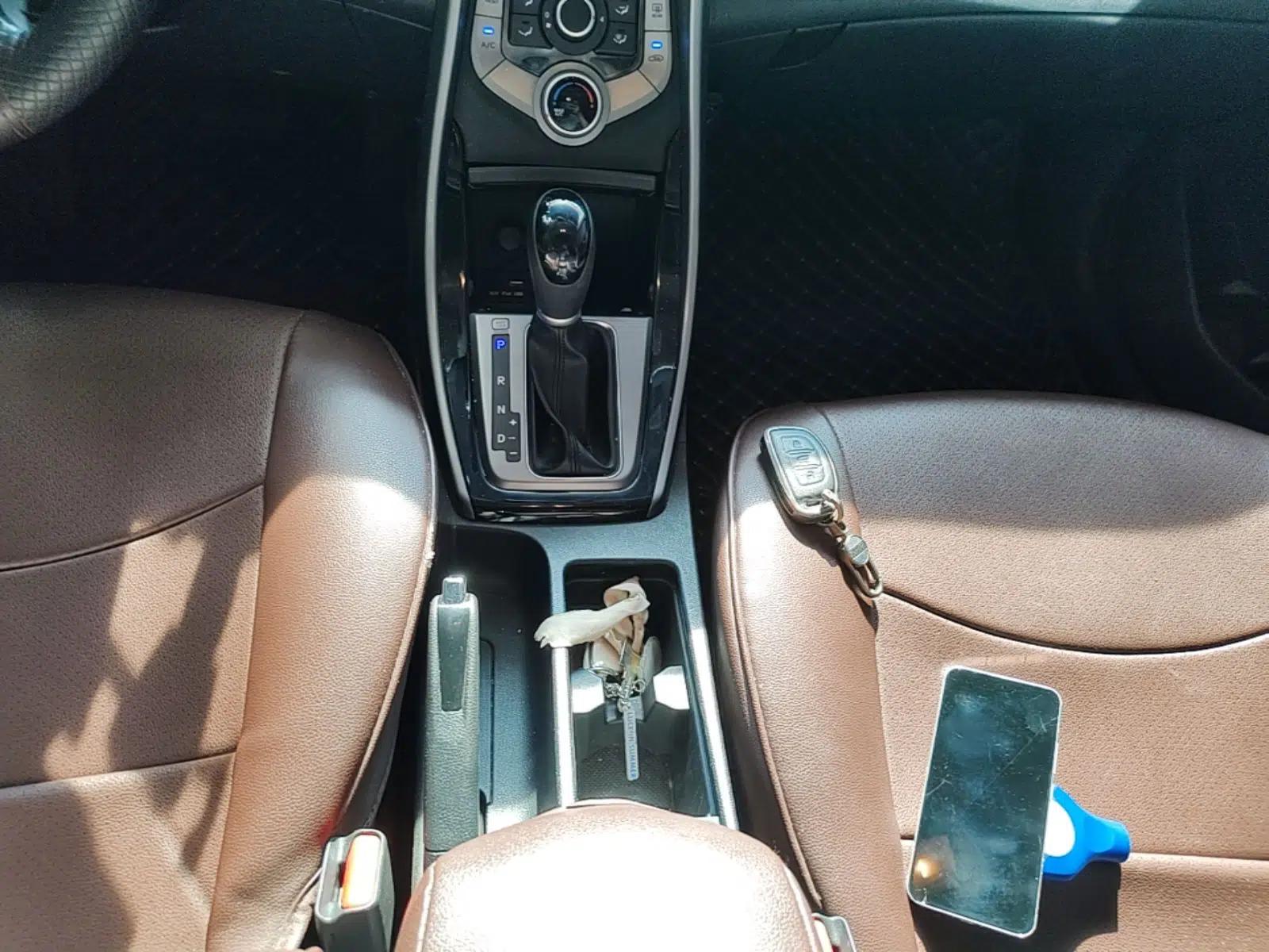 Hyundai Elantra (5th Generation / Langdong) 2016 1.6L Automatic Prestige Model — миниатюра 16