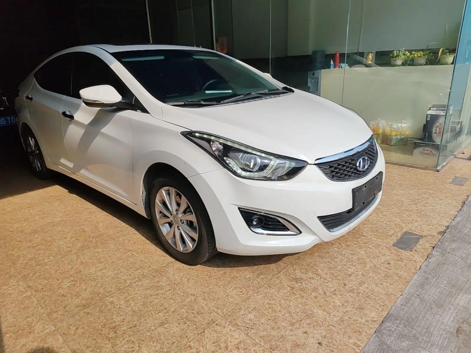 Hyundai Elantra (5th Generation / Langdong) 2016 1.6L Automatic Prestige Model — миниатюра 3