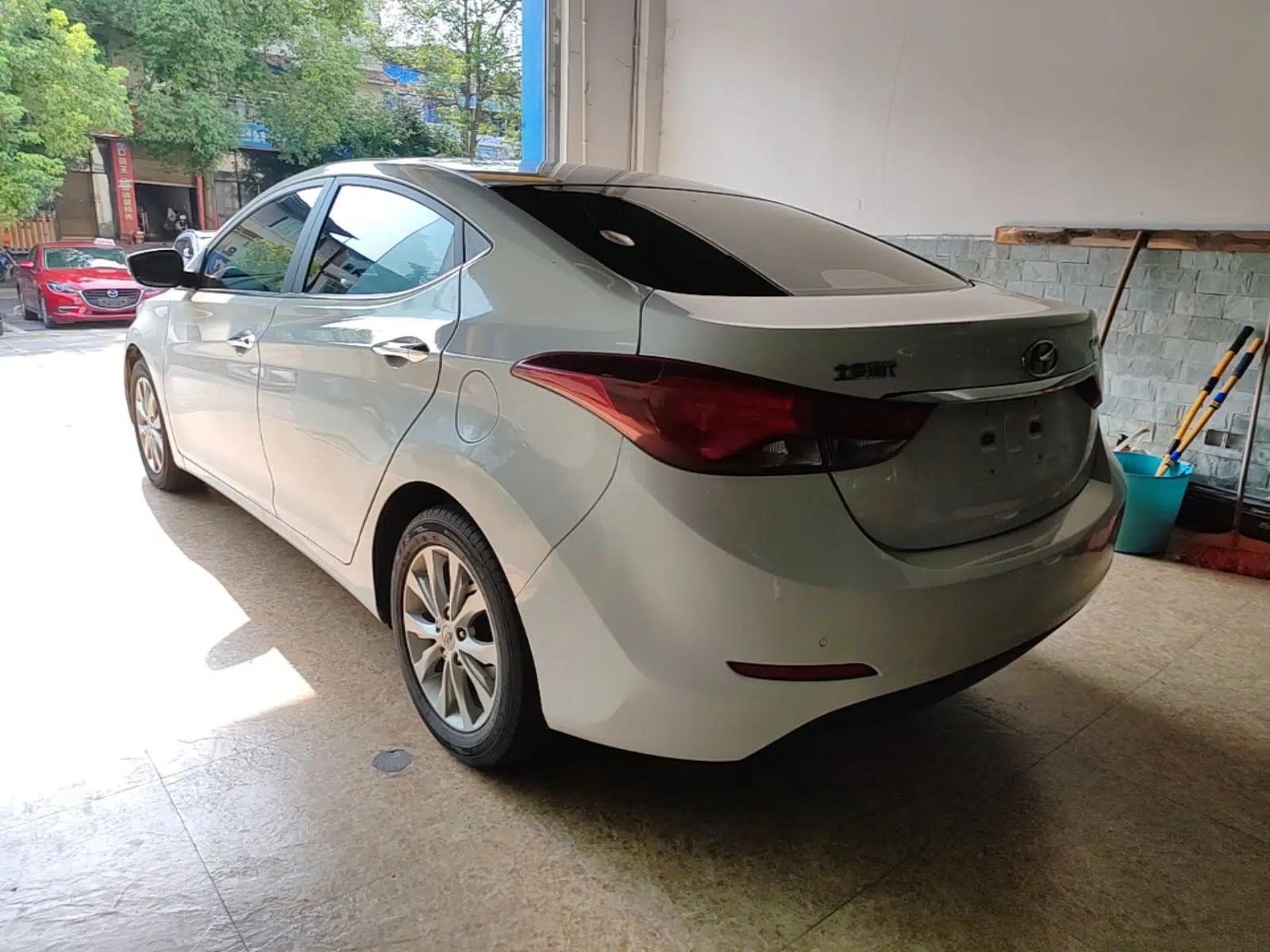 Hyundai Elantra (5th Generation / Langdong) 2016 1.6L Automatic Prestige Model — миниатюра 4