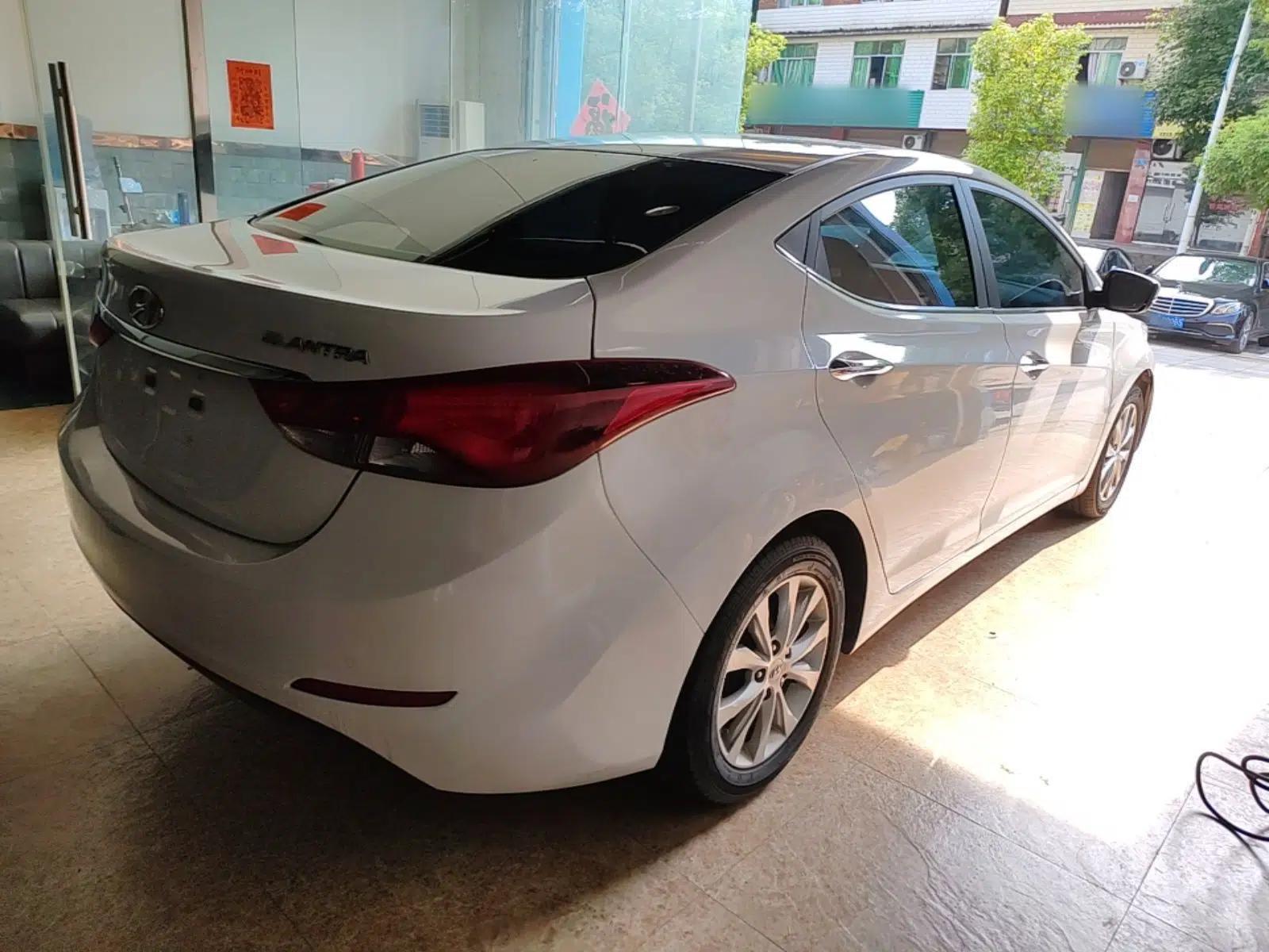 Hyundai Elantra (5th Generation / Langdong) 2016 1.6L Automatic Prestige Model — миниатюра 6