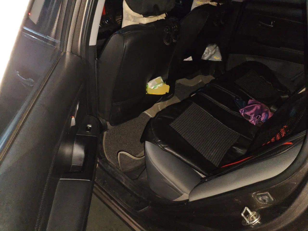 Hyundai Celesta 2011 1.6L Automatic Comfort Edition — миниатюра 17