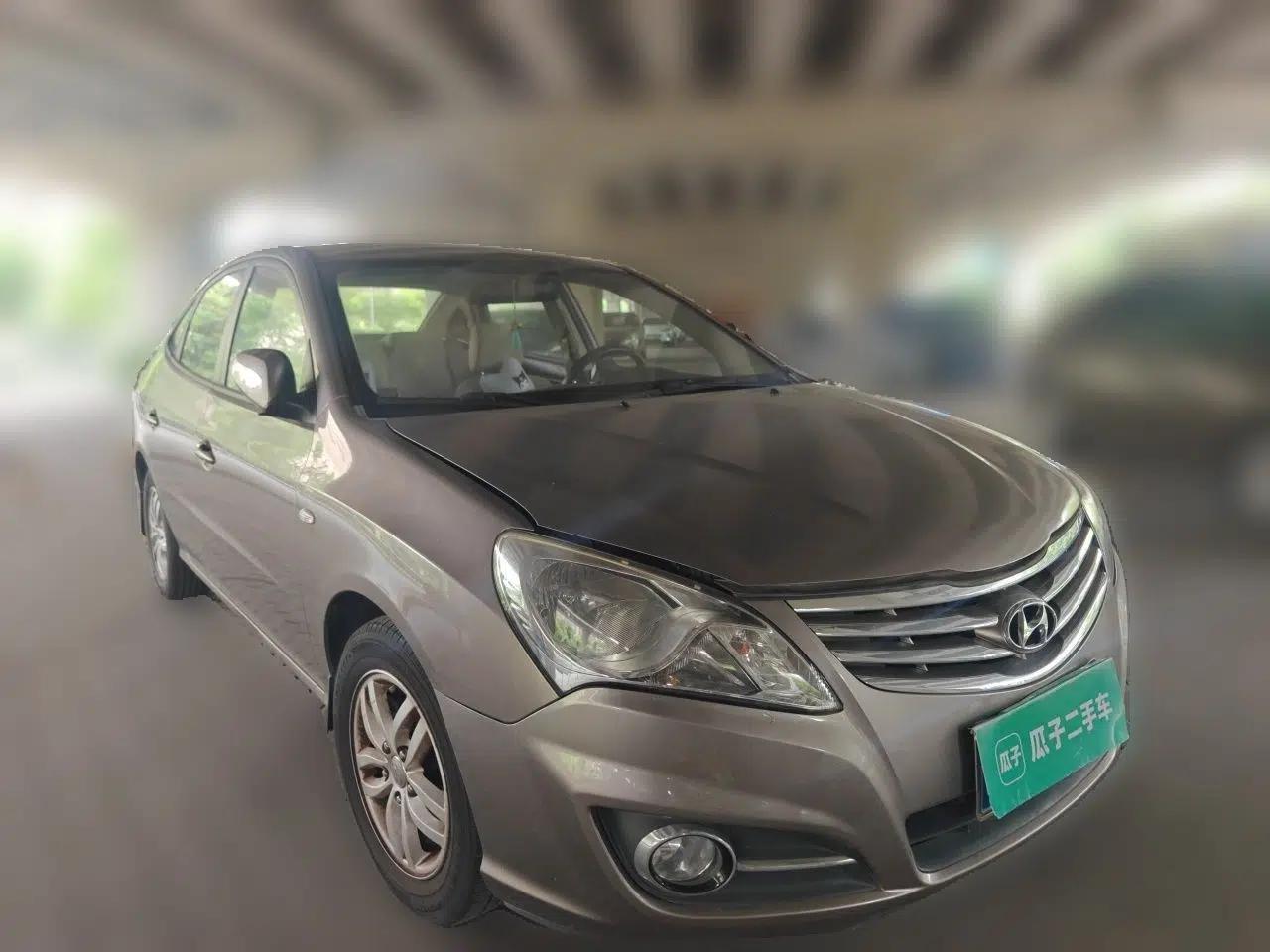Hyundai Celesta 2011 1.6L Automatic Comfort Edition — миниатюра 3