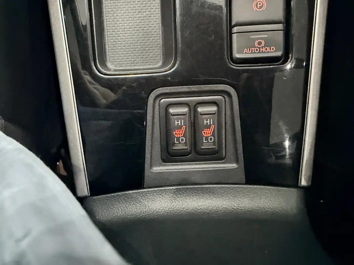 Outlander 2021 2.0L 2WD Enjoy Edition 5-seater — миниатюра 8
