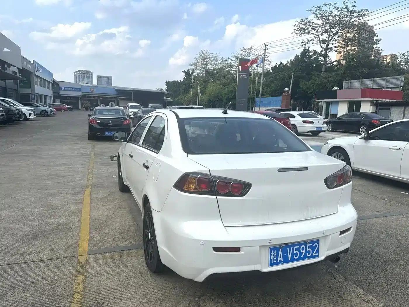 Lancer EX 2013 Fashion Edition 1.8L CVT Comfort — миниатюра 4