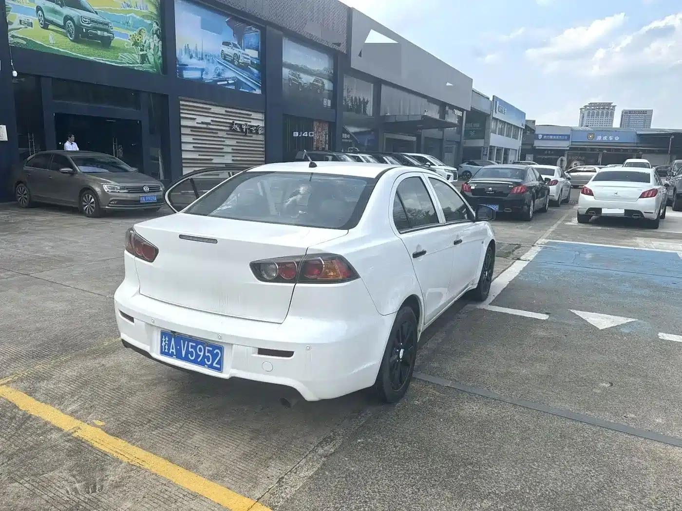 Lancer EX 2013 Fashion Edition 1.8L CVT Comfort — миниатюра 5