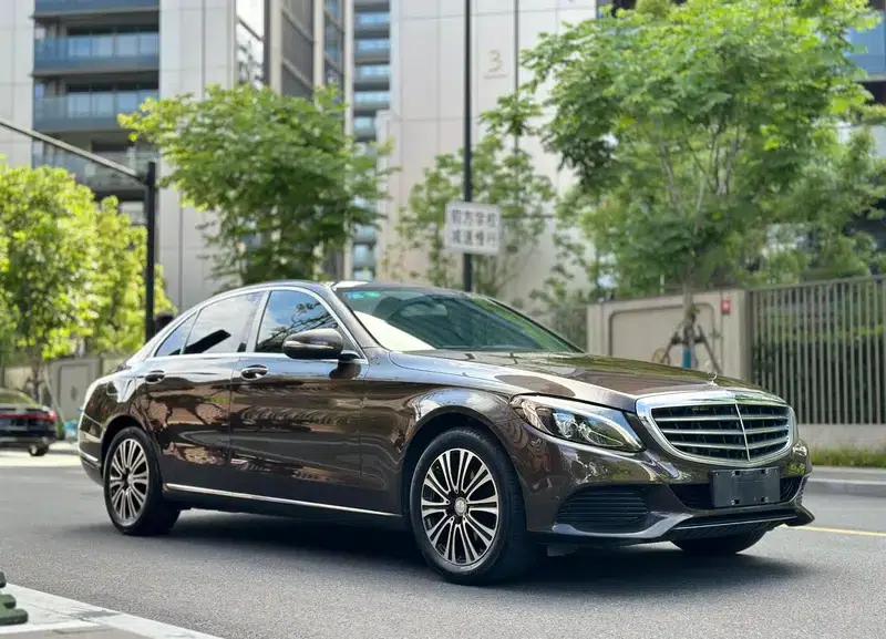 2016 Mercedes-Benz C-Class C 200 L — миниатюра 3