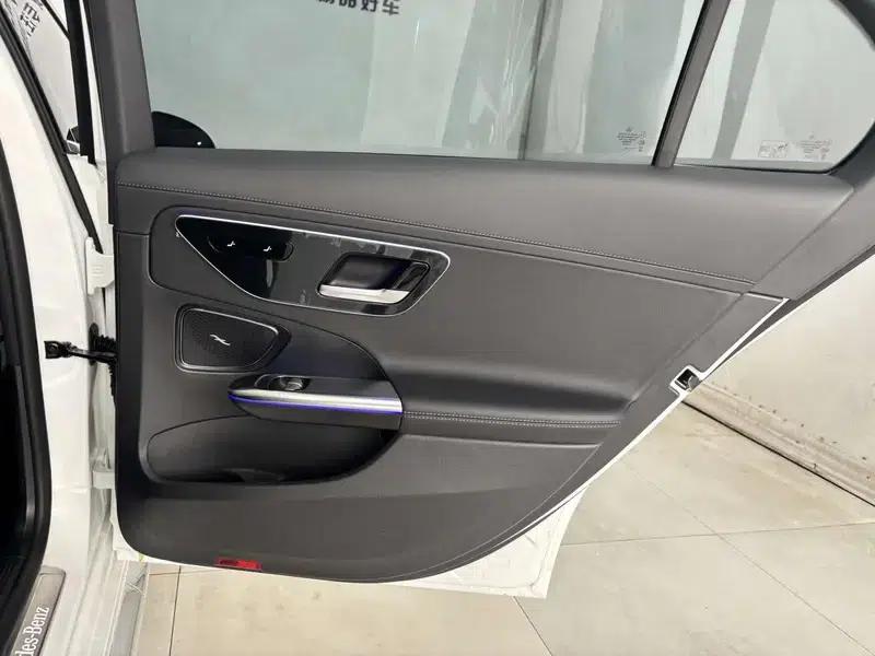 Mercedes-Benz C-Class PHEV 2025 C 350 eL — миниатюра 18